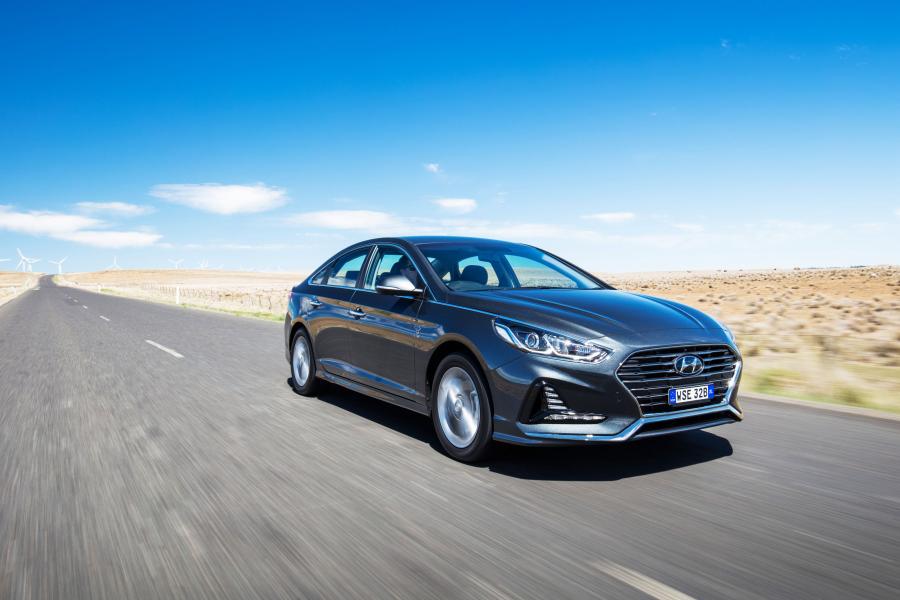  Hyundai Sonata Active (LF) 2017 года  (AU) (фото 3 из 12)